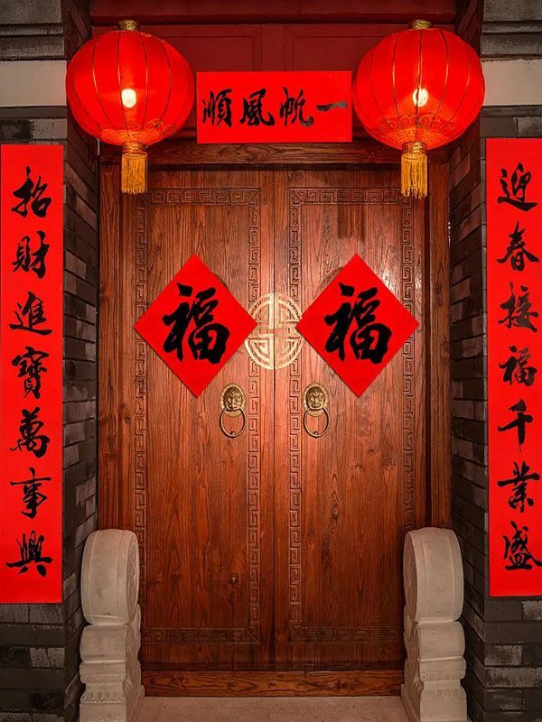 為什么每年春節(jié)都要貼春聯(lián)呢？